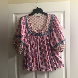Flowy v-neck blouse